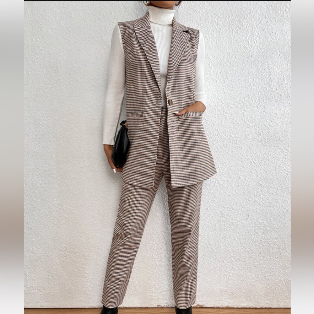 Stylish Women's Pantsuit